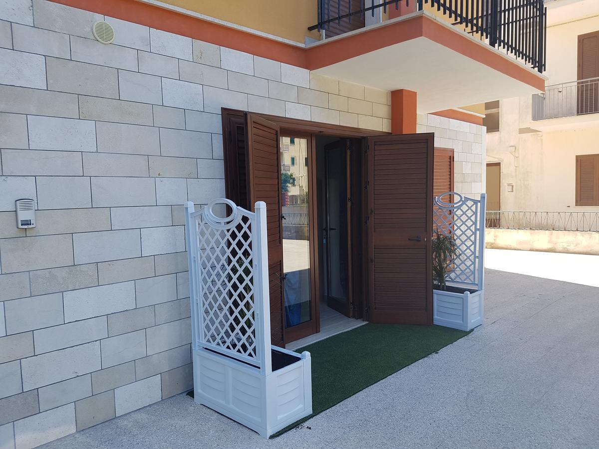 Hotel Rivabella Beach Gallipoli Exterior foto